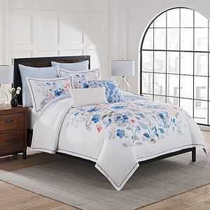 Bed Bath & Beyond April Showers King Duvet & Shams